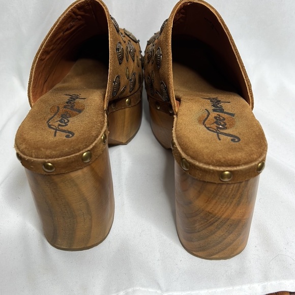NWOT FREE PEOPLE Claudia Wooden  Platform Shoes - Picture 4 of 8